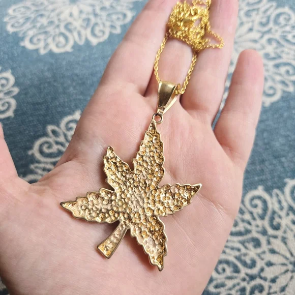 Gold Leaf Necklace - Picture 6 of 6